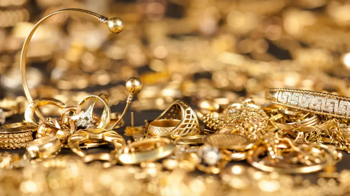 تراجع سعر الذهب اليوم الأحد بختام التعاملات.. عيار 21 بكام